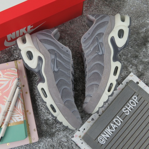 Nike Shoes - Nike Air Max Plus LX Velvet Sneakers